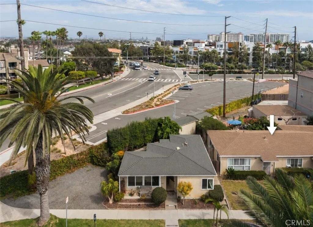 Huntington Beach, California, United States 4 - 18860366