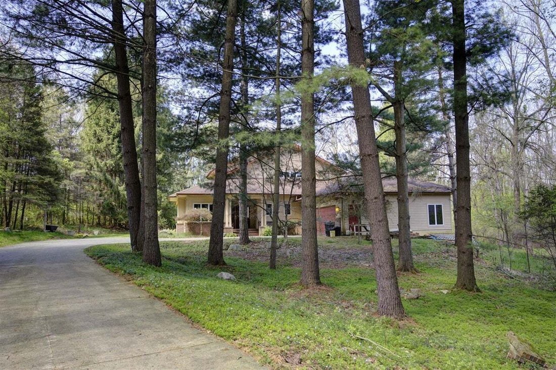 House in Leoni, Michigan, United States 1 - 18860860