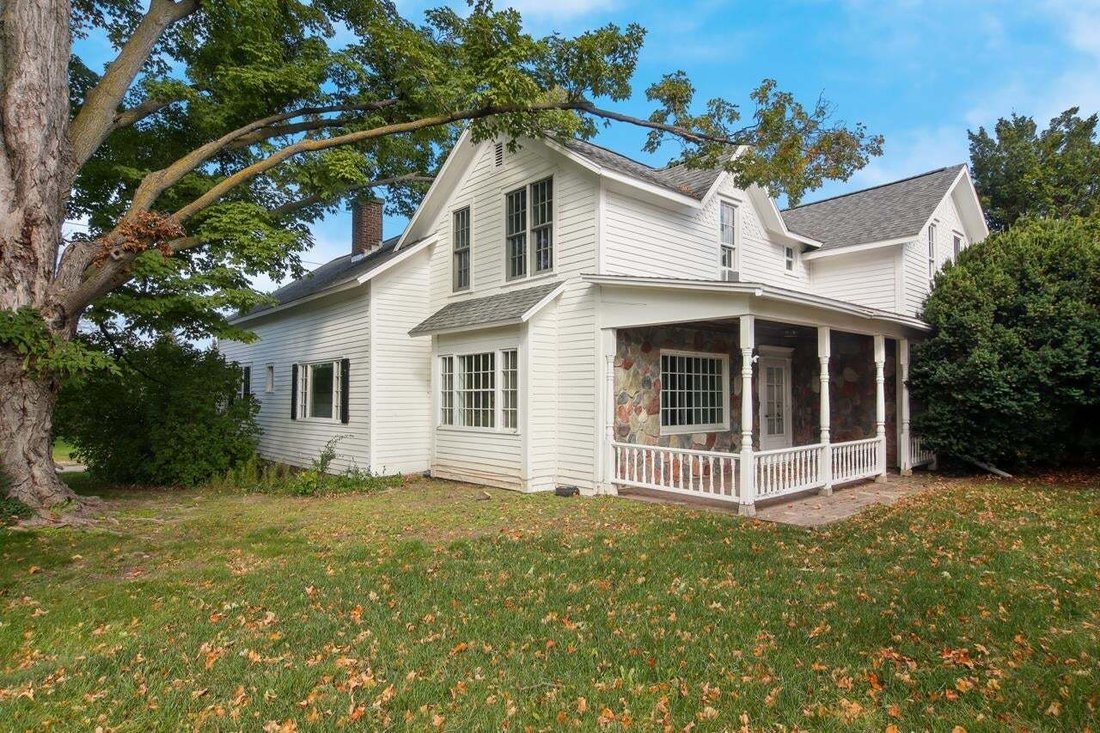 Maison à Williamsburg, Michigan, États-Unis 3 - 18860928