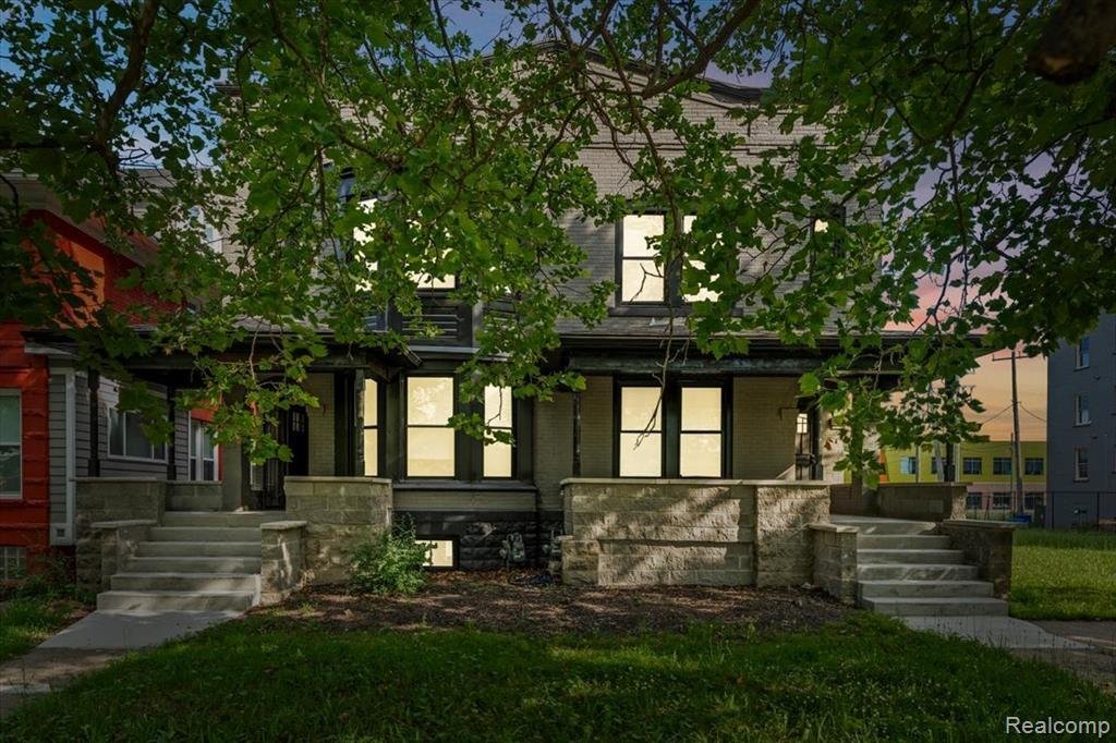 Detroit, Michigan, United States 1 - 18861004