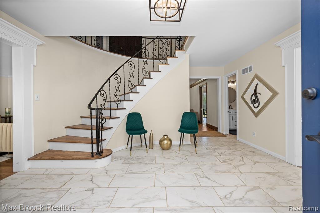 House in Farmington Hills, Michigan, United States 4 - 18860554