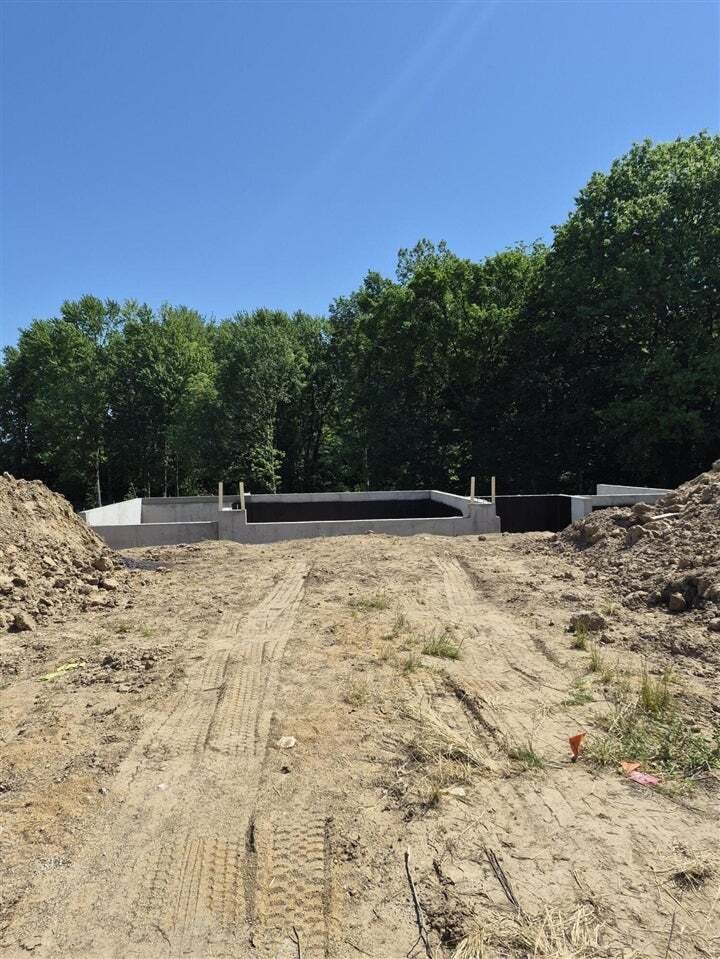 House in Caledonia, Michigan, United States 2 - 18860753