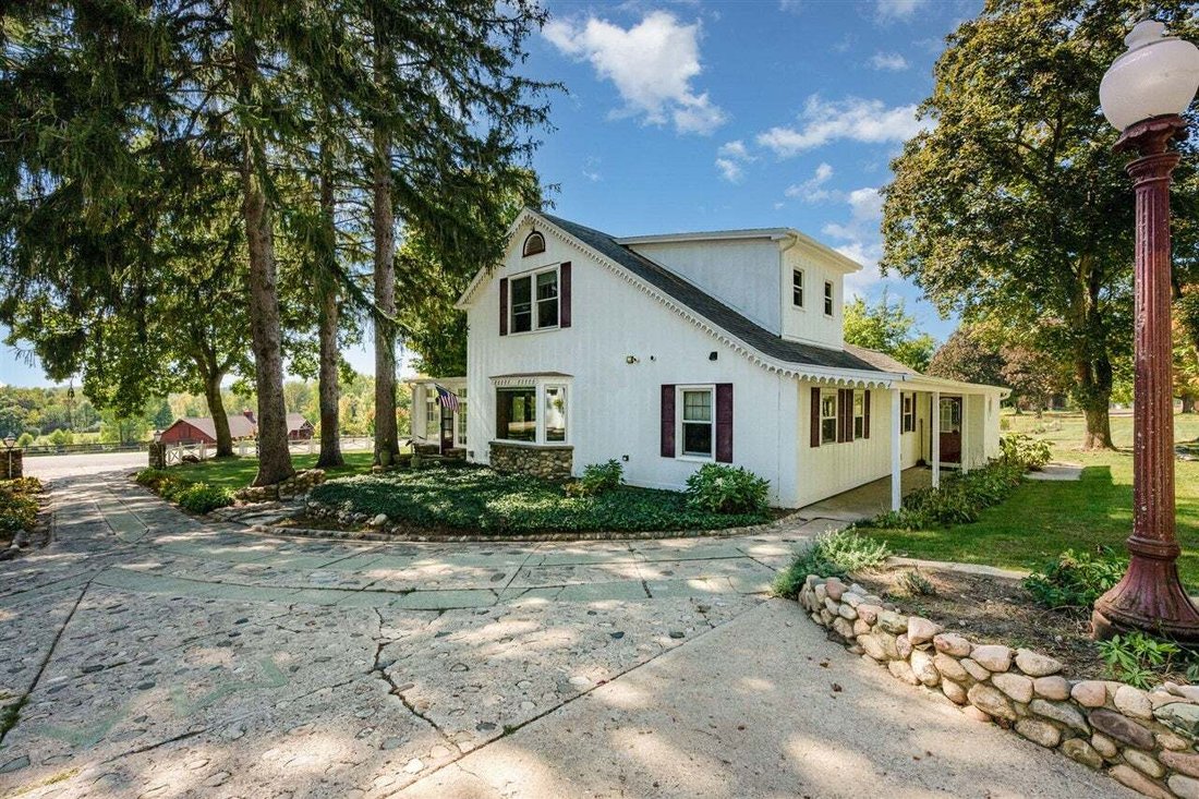 House in Allegan, Michigan, United States 4 - 18860666