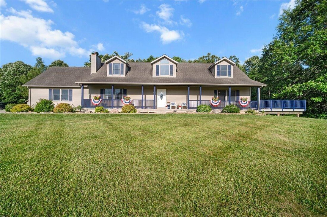 House in Clinton, Michigan, United States 1 - 18860550