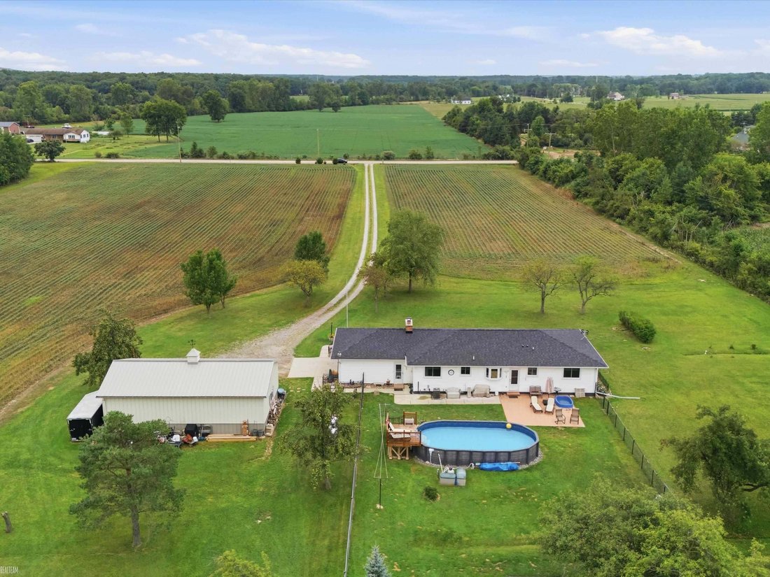 House in Lenox, Michigan, United States 5 - 18861410