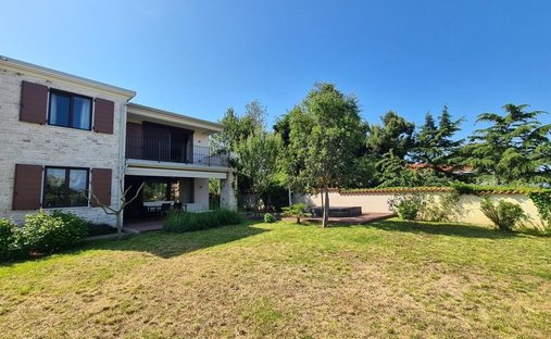 Villa a Umago, Regione istriana, Croazia 1