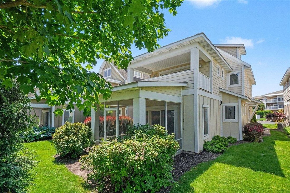 Condo in Fruitport Charter Township, Michigan, United States 4 - 18860631