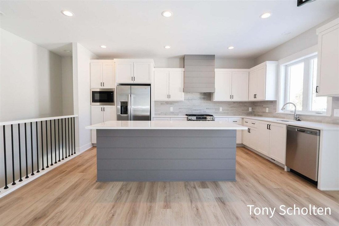 Condo in Hudsonville, Michigan, United States 3 - 18860914
