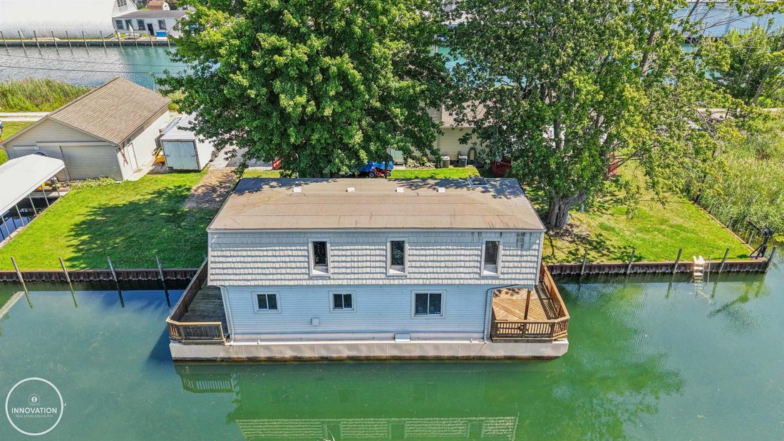 House in Clay Township, Michigan, United States 5 - 18861244