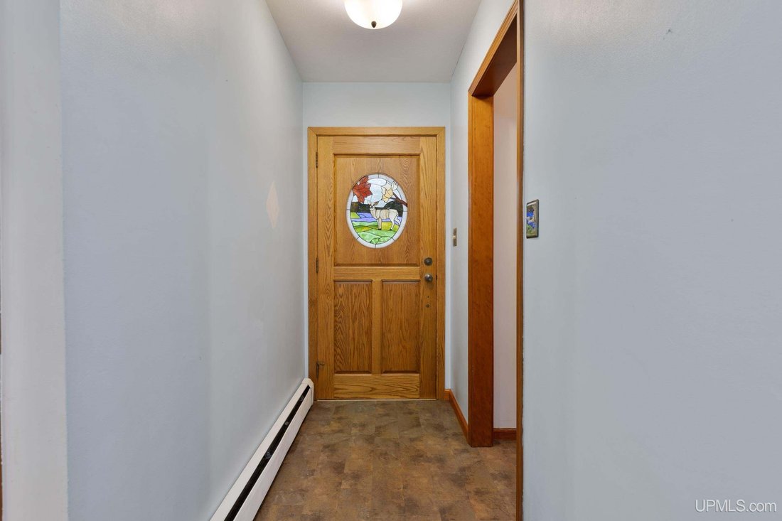 House in Marquette, Michigan, United States 2 - 18861510