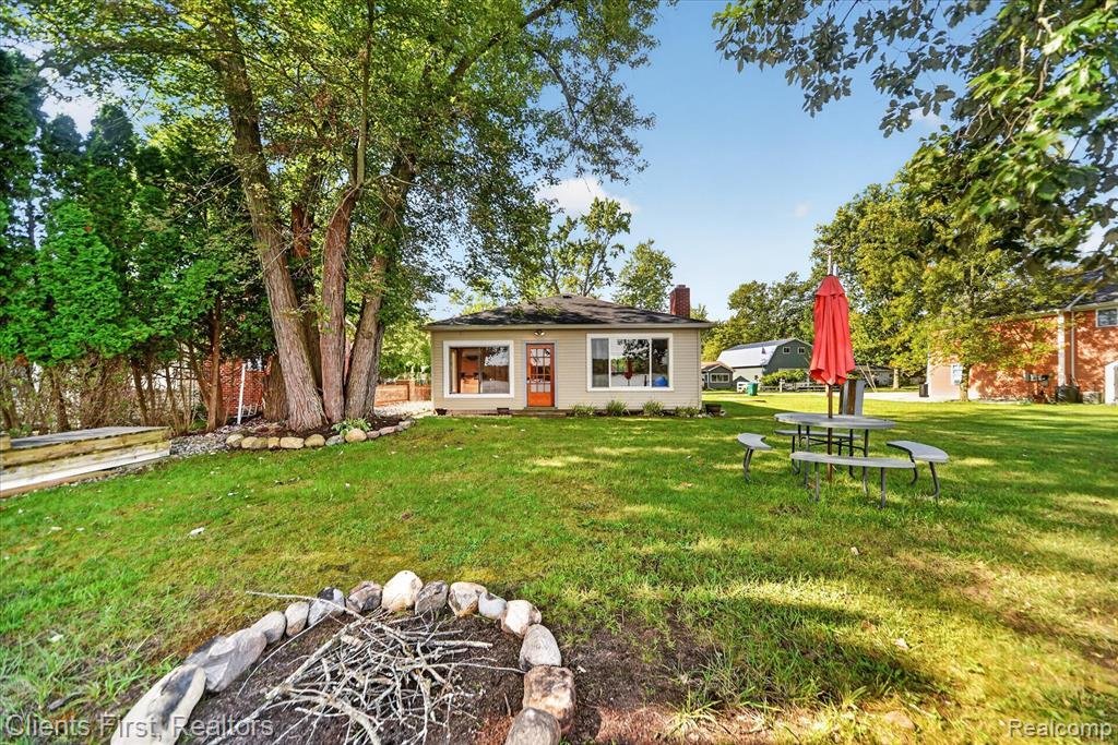 House in Gregory, Michigan, United States 3 - 18860503