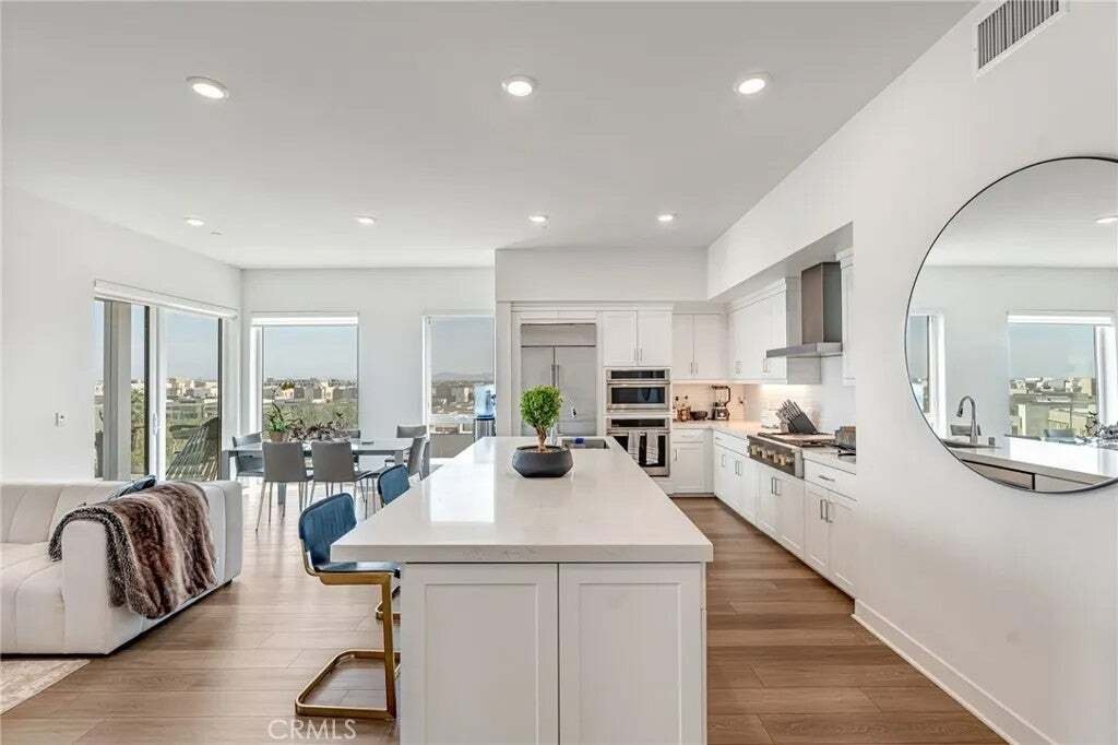 Condo in Irvine, California, United States 1 - 18559384