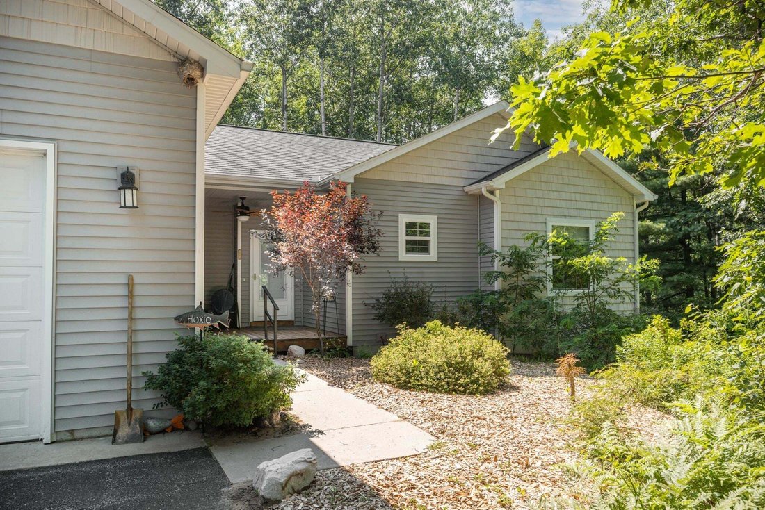 Maison à Interlochen, Michigan, États-Unis 4 - 18860491