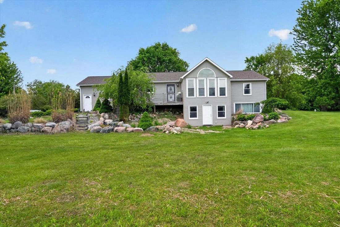 House in Haslett, Michigan, United States 1 - 18860641