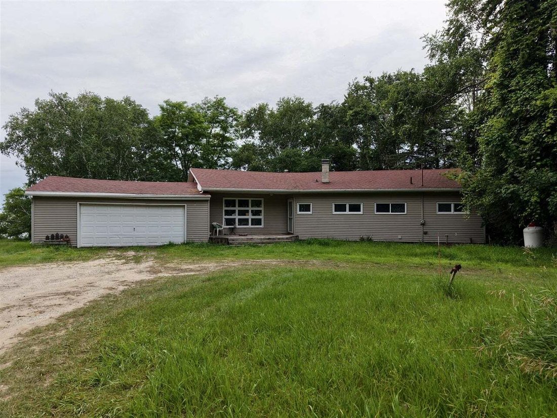 House in Pentwater, Michigan, United States 3 - 18860953