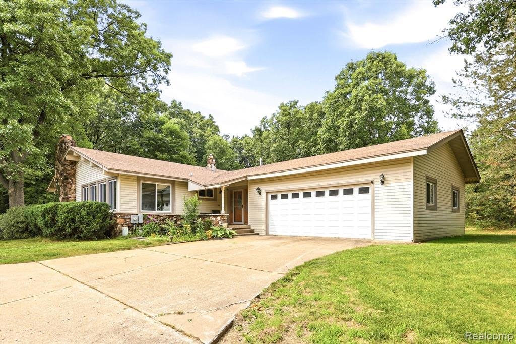 House in Ortonville, Michigan, United States 4 - 18860610