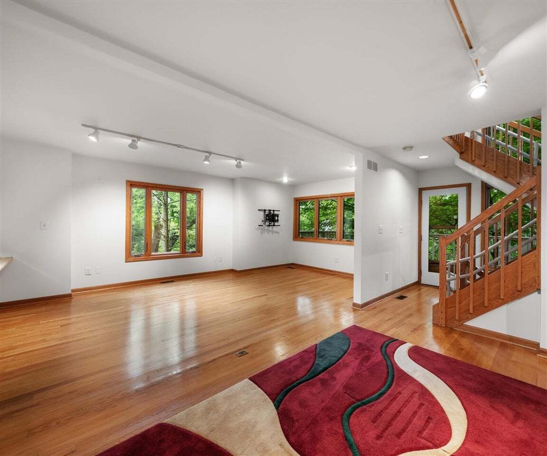 Condominio en Ann Arbor, Míchigan, Estados Unidos 4 - 18860458