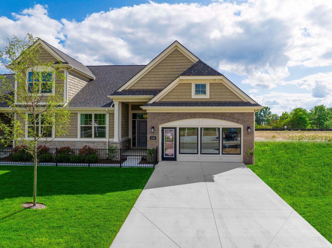 Condo in Brighton, Michigan, United States 2 - 18861531