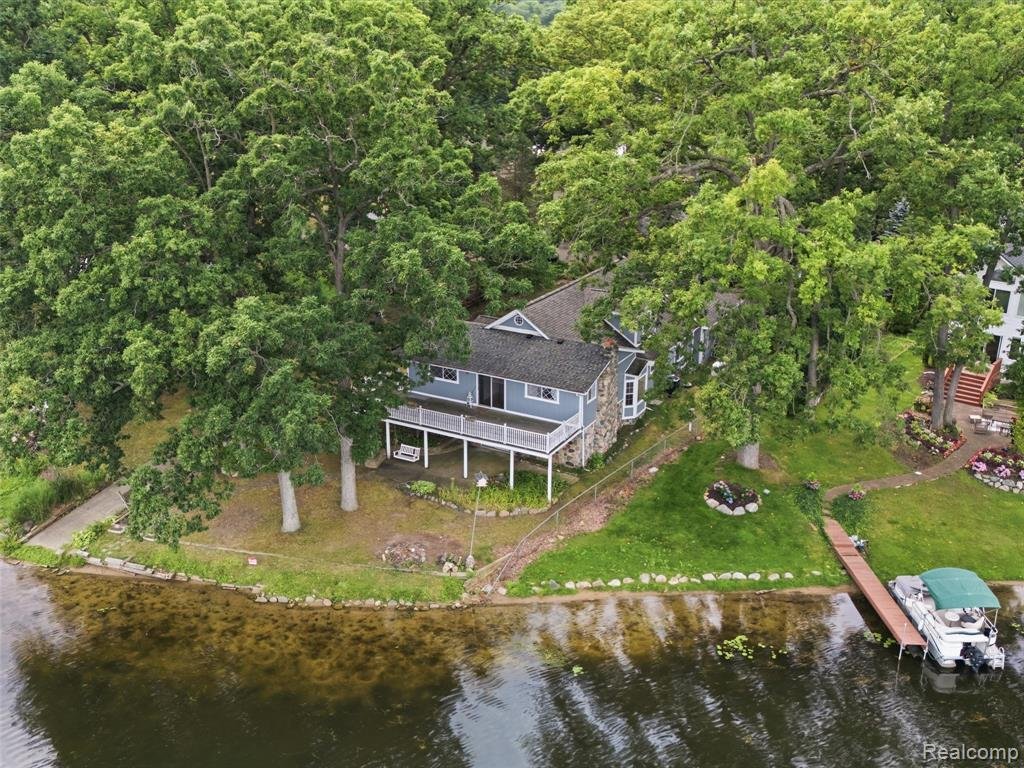 House in SPRINGFLD Township, Michigan, United States 5 - 18860789