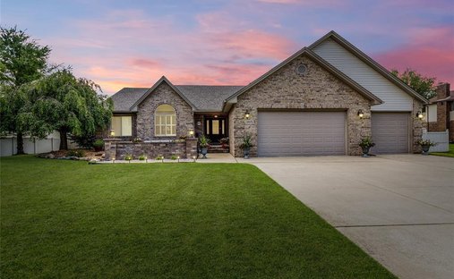House in Brownstown Charter Township, Michigan, United States 1