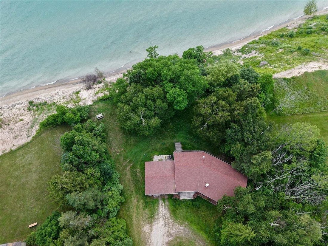 House in Pentwater, Michigan, United States 2 - 18860953