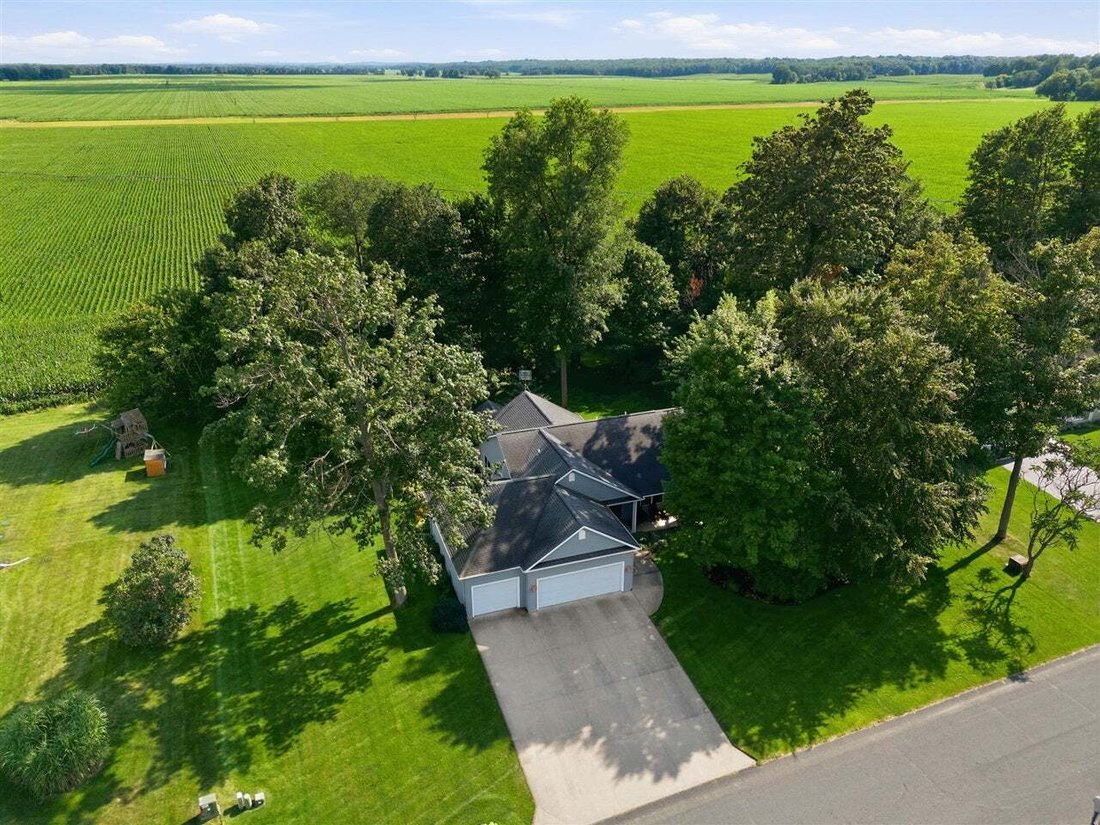 House in Schoolcraft, Michigan, United States 2 - 18861235