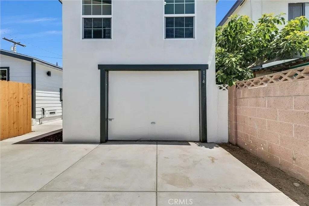 Autres à Fullerton, Californie, États-Unis 4 - 18562225