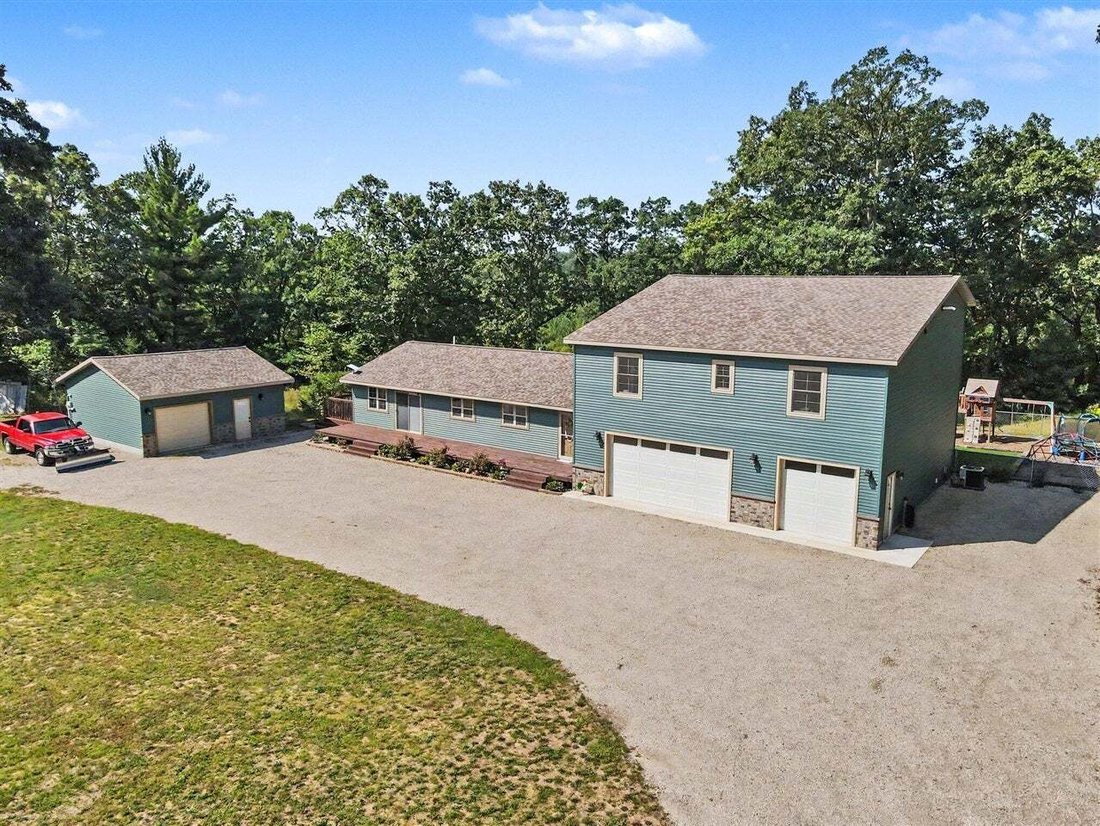 House in Muskegon, Michigan, United States 5 - 18860523