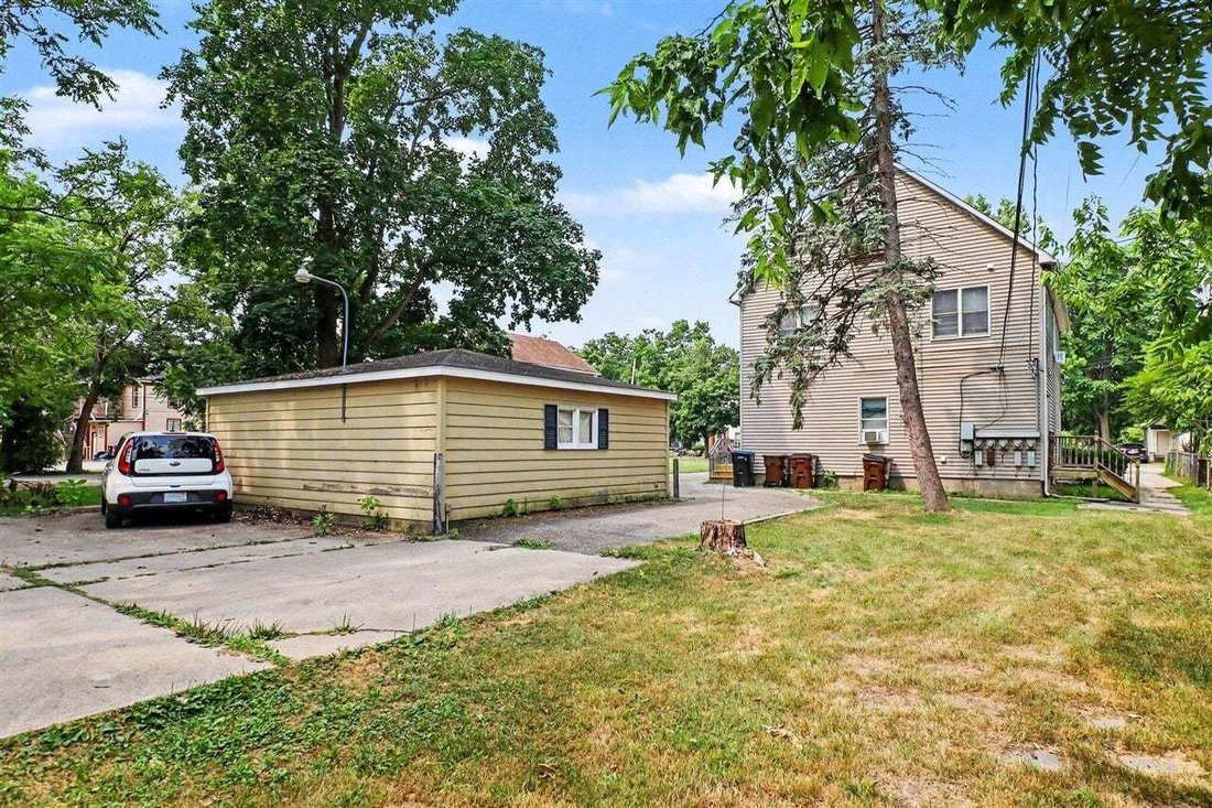 Altro a Ypsilanti, Michigan, Stati Uniti 2 - 18861121