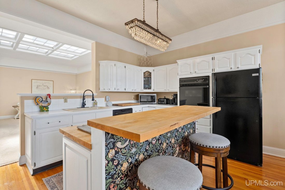 Townhouse in Ironwood, Michigan, United States 5 - 18860768