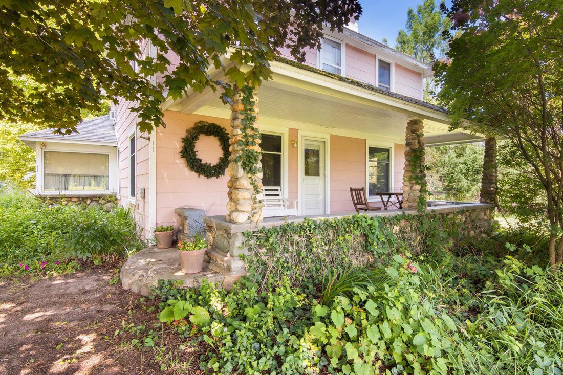 Maison à Elk Rapids, Michigan, États-Unis 2 - 18861042