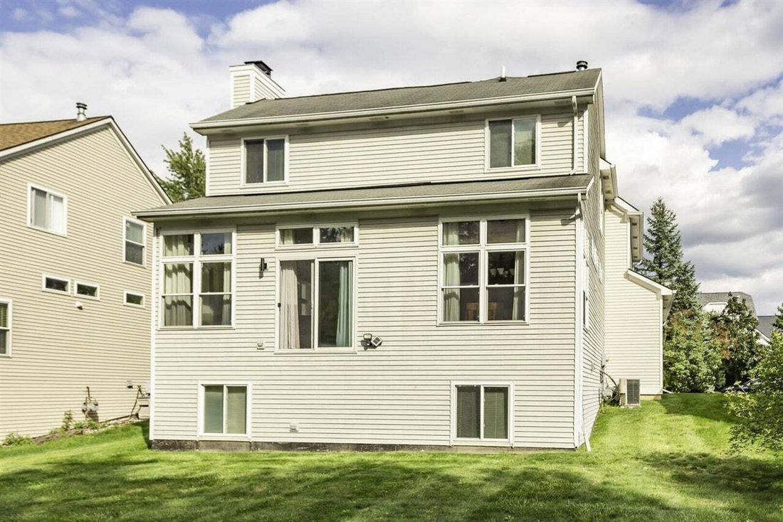 Maison à Ann Arbor, Michigan, États-Unis 4 - 18860578