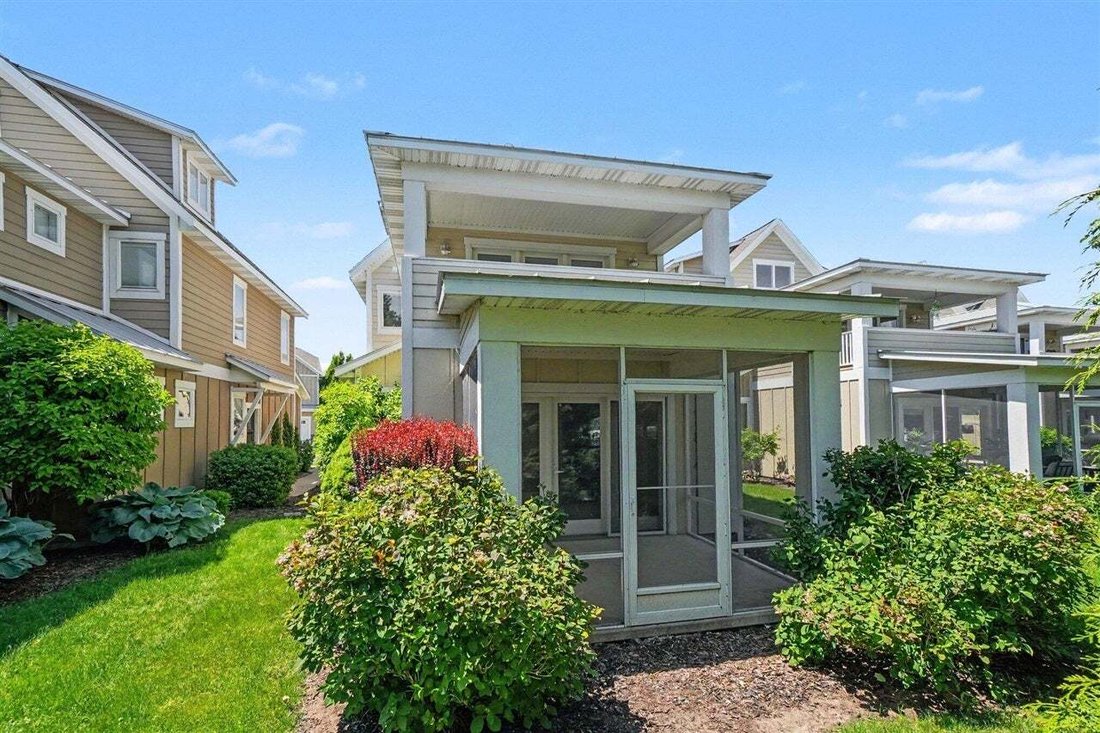 Condo in Fruitport Charter Township, Michigan, United States 3 - 18860631