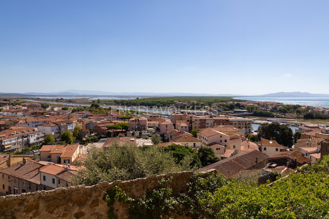 Apartment in Castle of Castiglione, Castiglione della Pescaia, Tuscany 3 - 18860331
