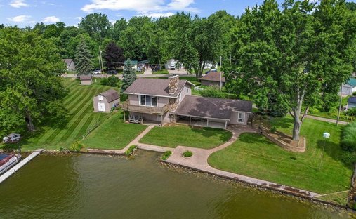 House in Quincy, Michigan, United States 1