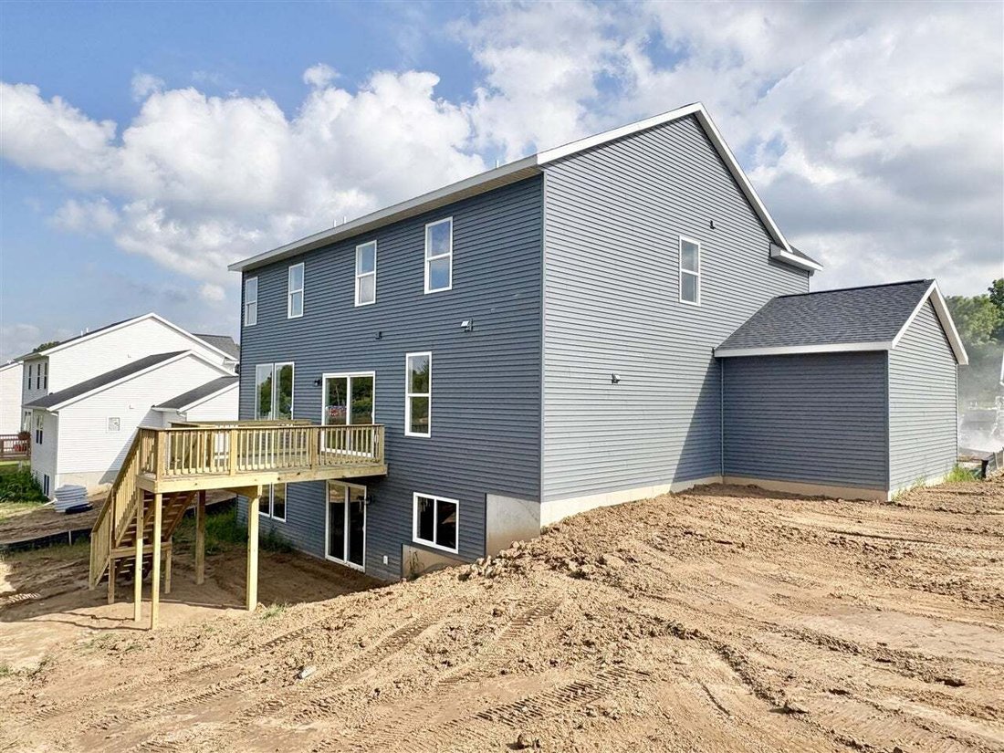 House in Alto, Michigan, United States 3 - 18477695