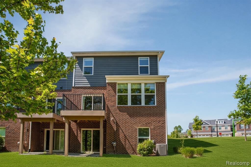 Townhouse in Novi, Michigan, United States 3 - 18860614
