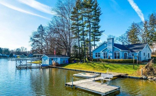 House in Paw Paw, Michigan, United States 1