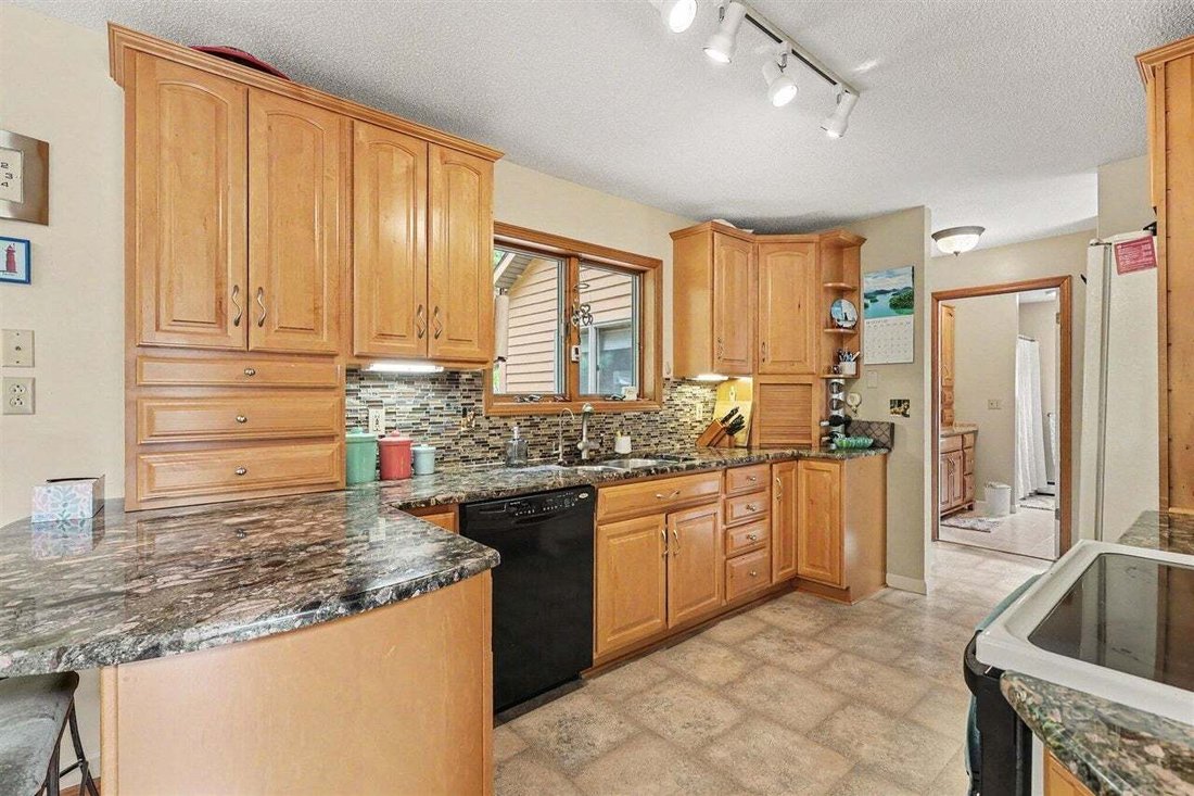 House in Muskegon, Michigan, United States 5 - 18860754