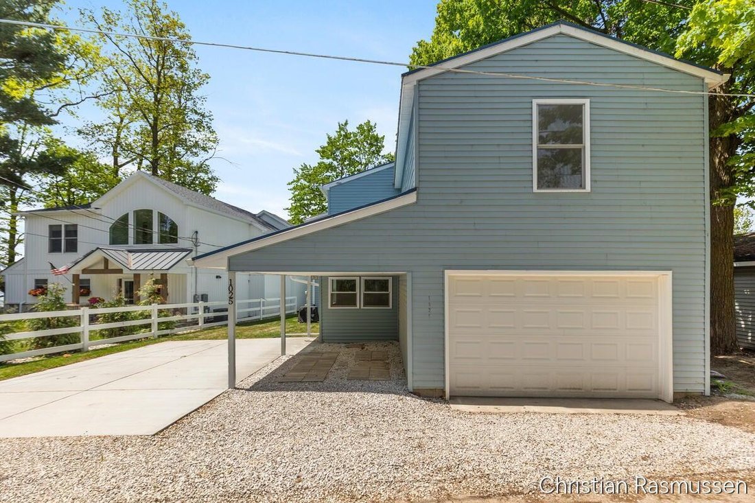 House in Stanton, Michigan, United States 2 - 18860954