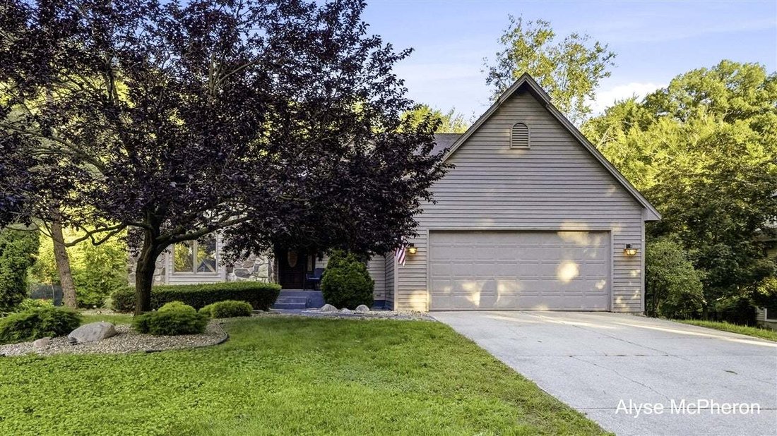 House in Fruitport Charter Township, Michigan, United States 2 - 18860737