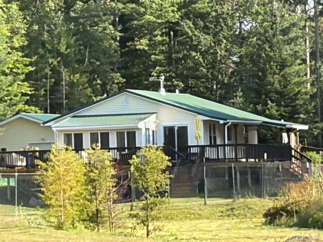 House in Wetmore, Michigan, United States 1 - 18861513