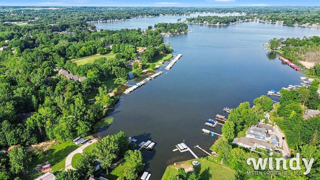 Condo in Watervliet, Michigan, United States 3 - 18861206