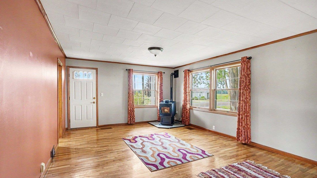 House in Ithaca, Michigan, United States 4 - 18860441