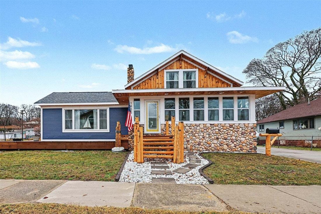 House in Muskegon, Michigan, United States 1 - 18860796