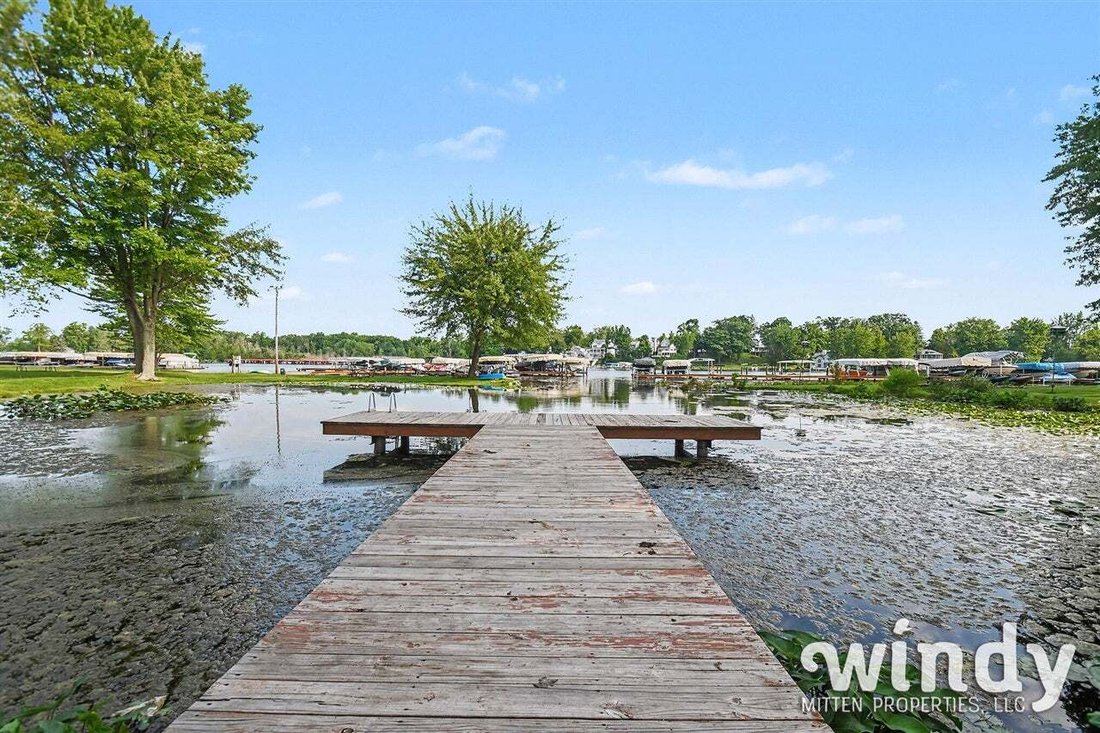 Condo in Watervliet, Michigan, United States 5 - 18861206