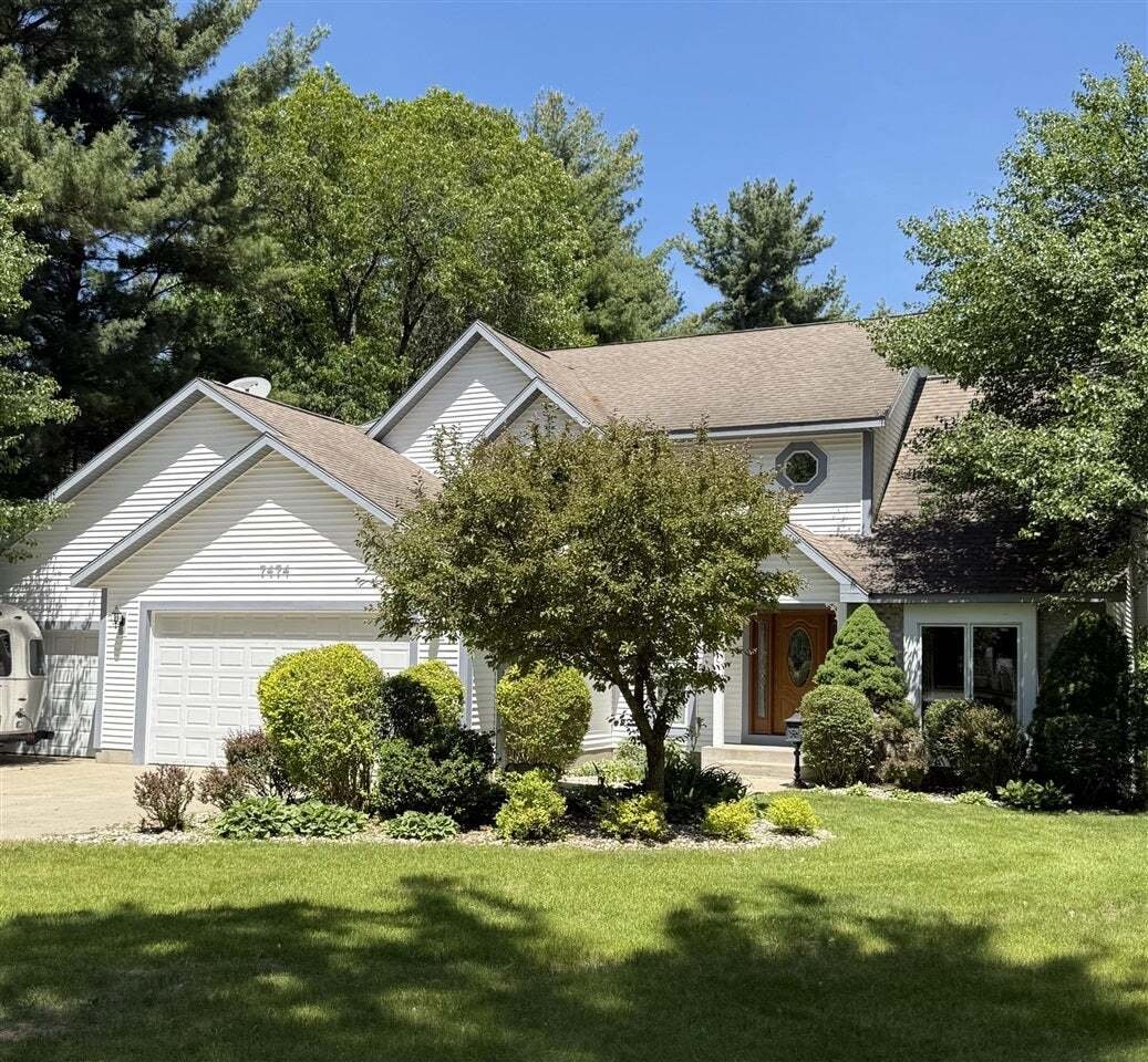 House in Whitehall, Michigan, United States 1 - 18861096