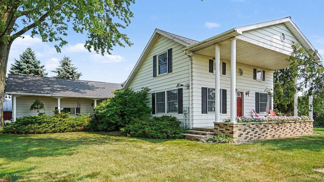 House in Ithaca, Michigan, United States 2 - 18860441