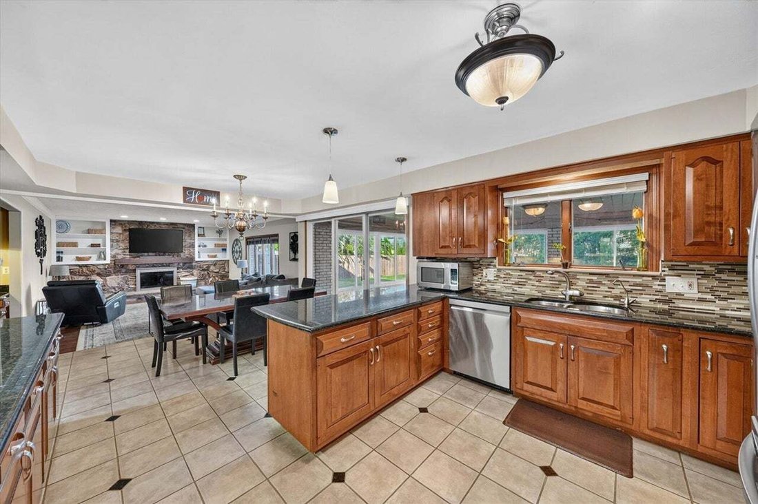 Casa en Sterling Heights, Míchigan, Estados Unidos 4 - 18861026