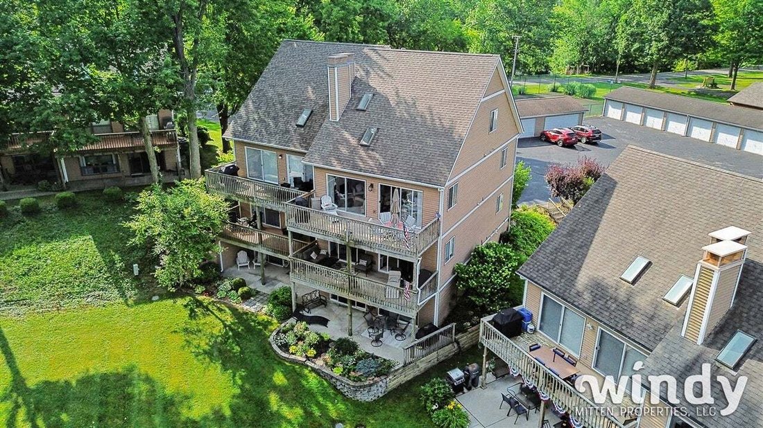 Condo in Watervliet, Michigan, United States 1 - 18861206